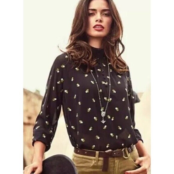 CABI #5338 Black Sheer Floral Embroiderd 3/4 Sleeve High Neck Top SIZE Small - Picture 1 of 11